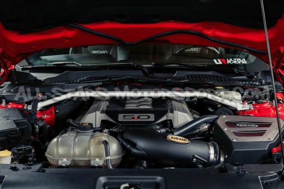 Ford Mustang GT / Ecoboost 15-19 Ultra Racing Front Upper Strut Brace