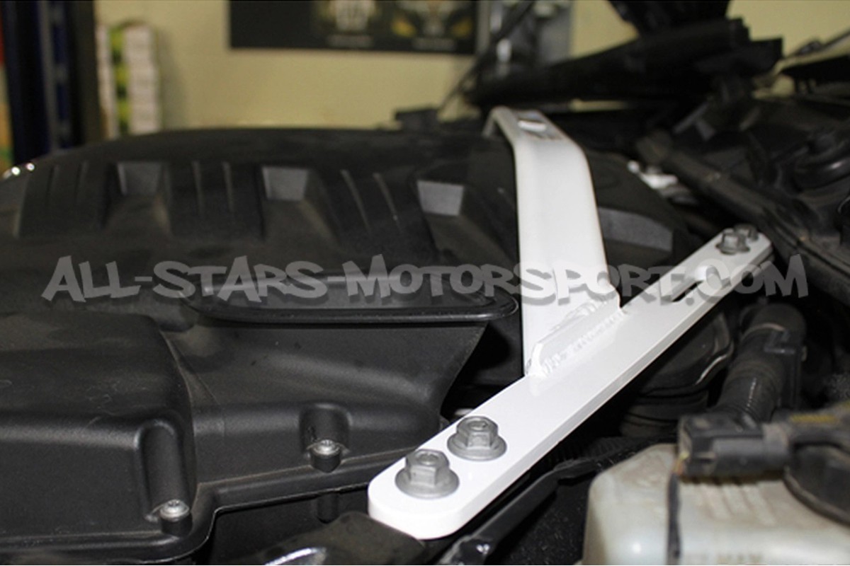 BMW M3 E92 Ultra Racing Front Upper Strut Brace