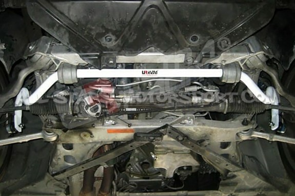 Barre antiroulis arriere Ultra Racing pour BMW M3 E9x