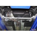 Barra de refuerzo inferior trasera Ultra Racing para Abarth 595 / 695