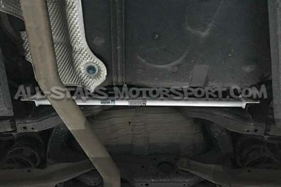 Barra de refuerzo inferior trasera Ultra Racing para Mercedes A45 A...