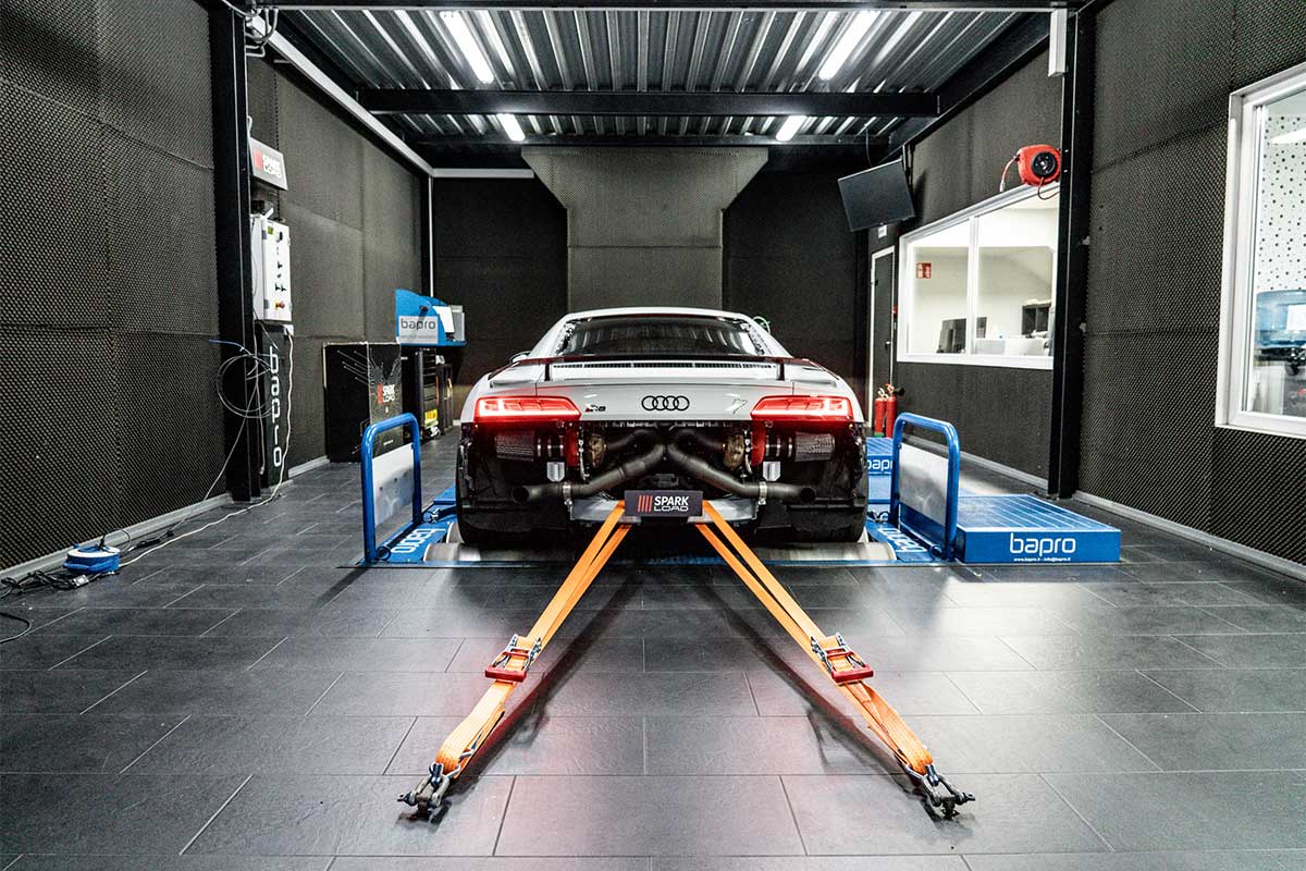 R8-15.jpg