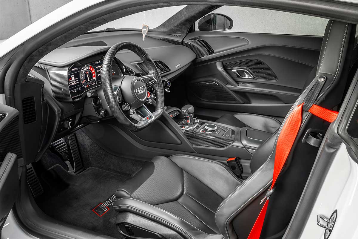 R8-7.jpg